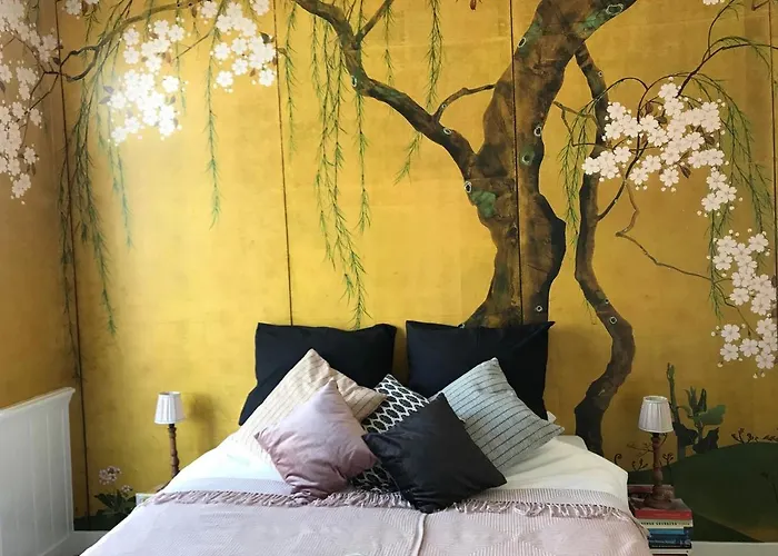 Valkenbos Bed and breakfast *