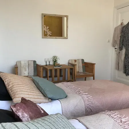 Valkenbos لاهاي