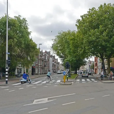 Bed & Breakfast Valkenbos *