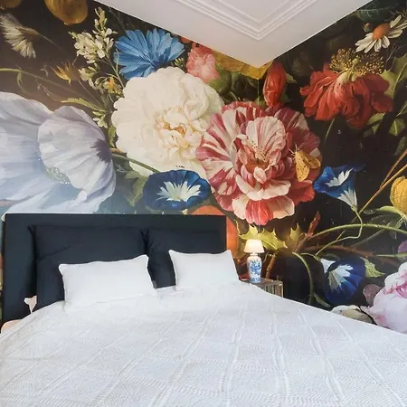 Valkenbos Bed & Breakfast *