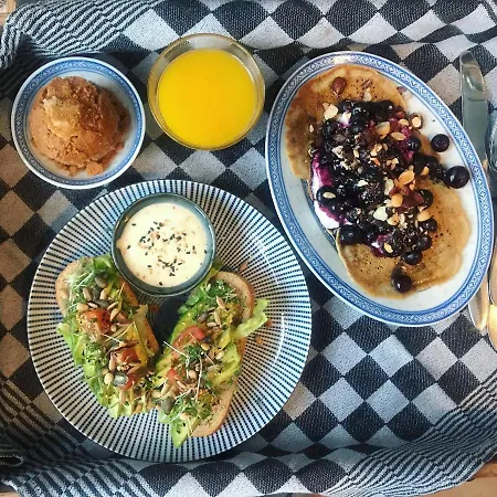 Valkenbos فندق مبيت وإفطار *