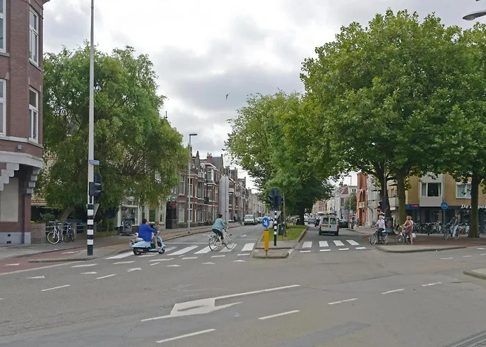 Oda ve Kahvaltı Valkenbos *