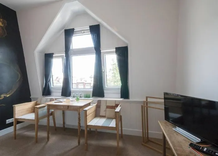 Bed & Breakfast Valkenbos Den Haag